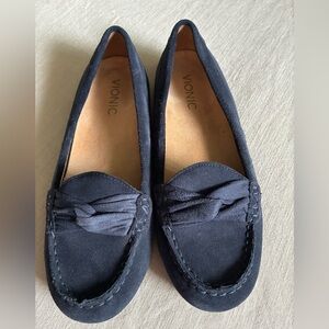 Vionic Women's Norah Navy Blue Suede Slip On Comfort Moccasins Size 7